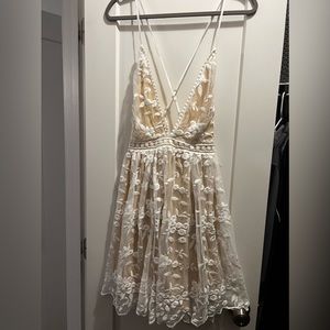NWT- Cupshe x Madison Prewett dress
